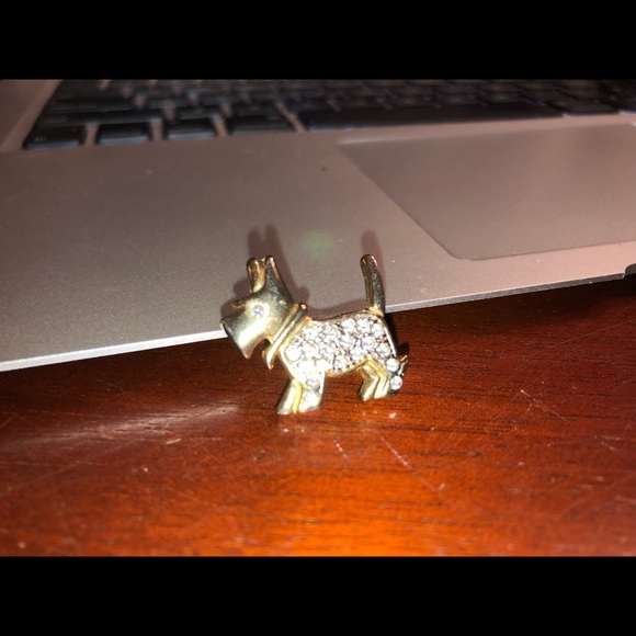 Gold tone & Rhinestone Scottie Dog Pin - Picture 4 of 7